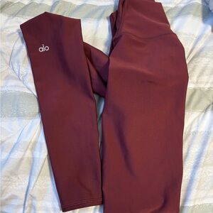 ALO Yoga Women's Burgundy Leggings